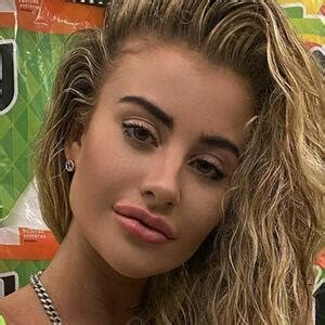 Inside Chloe Ayling's OnlyFans .